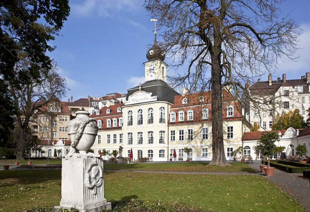 Gartenansicht vom Gohliser Schloss